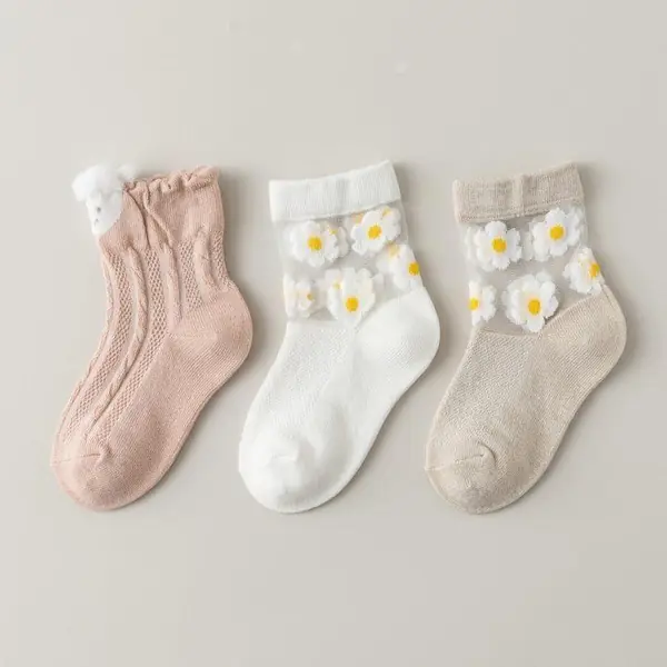 Medias de niña (talla 0 a 1), diseño 1 – MCJ Loja